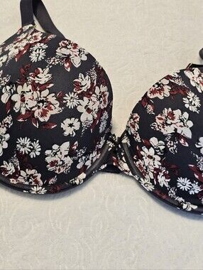 Dark Floral Underwire T-Shirt Bra | Padded Molded Cups | Size 42D